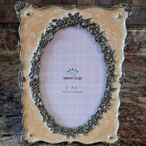 Vintage One Of A Kind! Cream and Silver Photo Frame